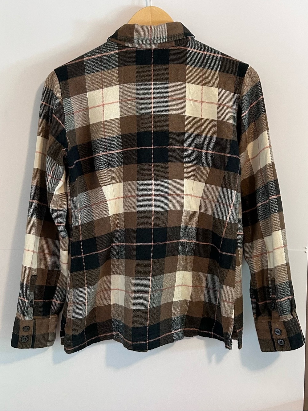 Women’s Plaid Button-Up Flannel Shirt Jacket - Brown/Cream - Picture 3 of 13